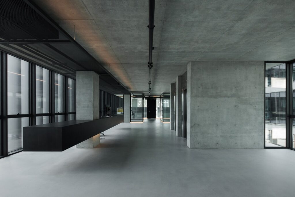 intérieur sol béton poli quartzé